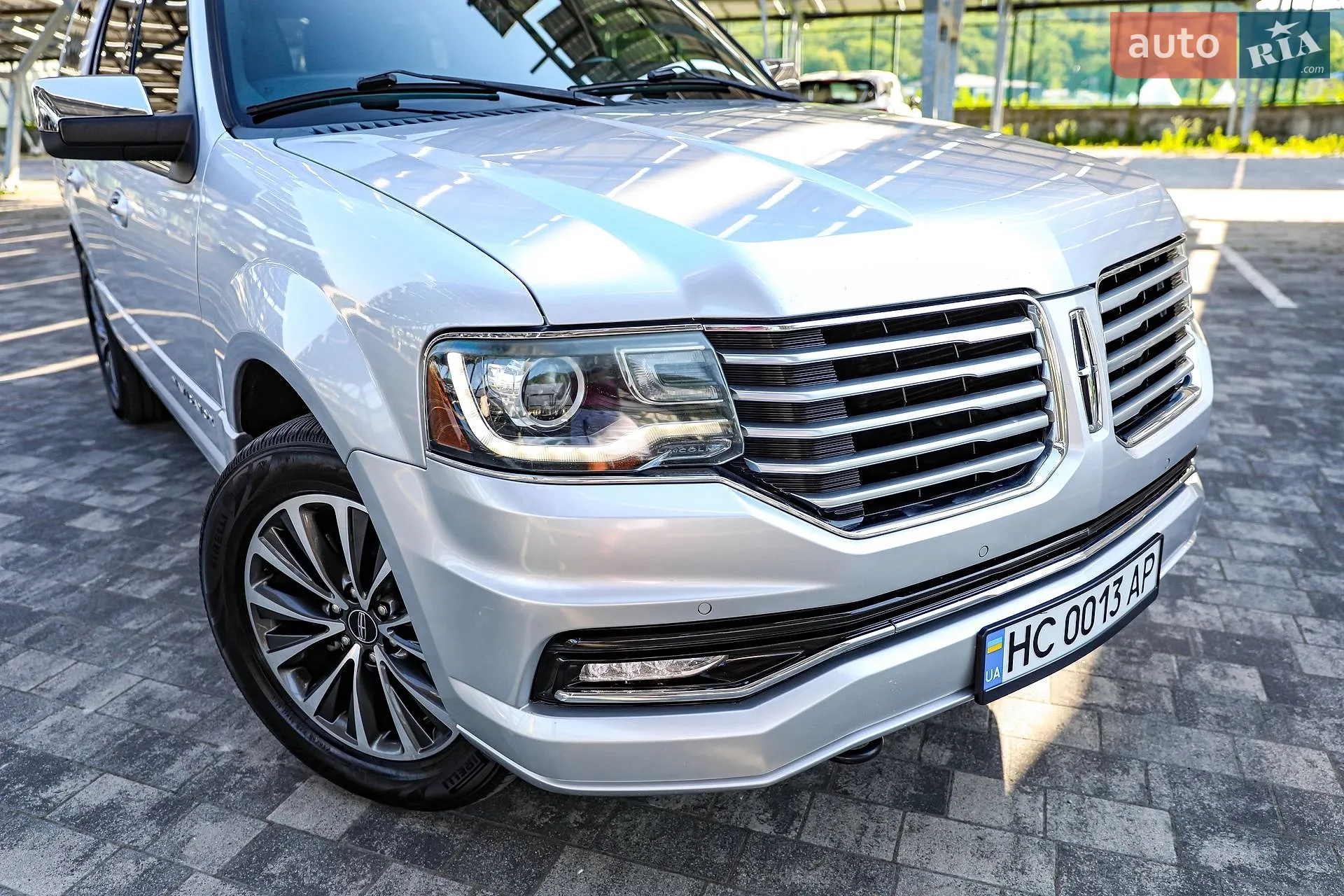 2016 Lincoln Navigator - мініатюра 23