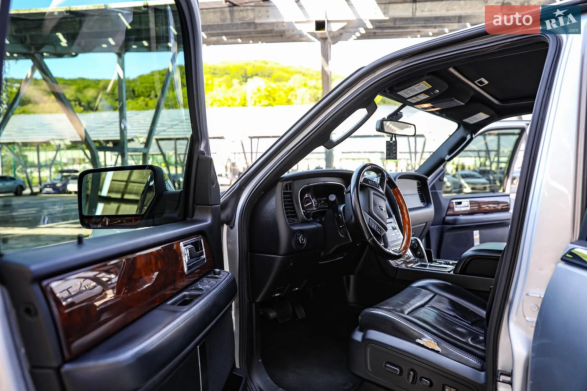 2016 Lincoln Navigator - мініатюра 26