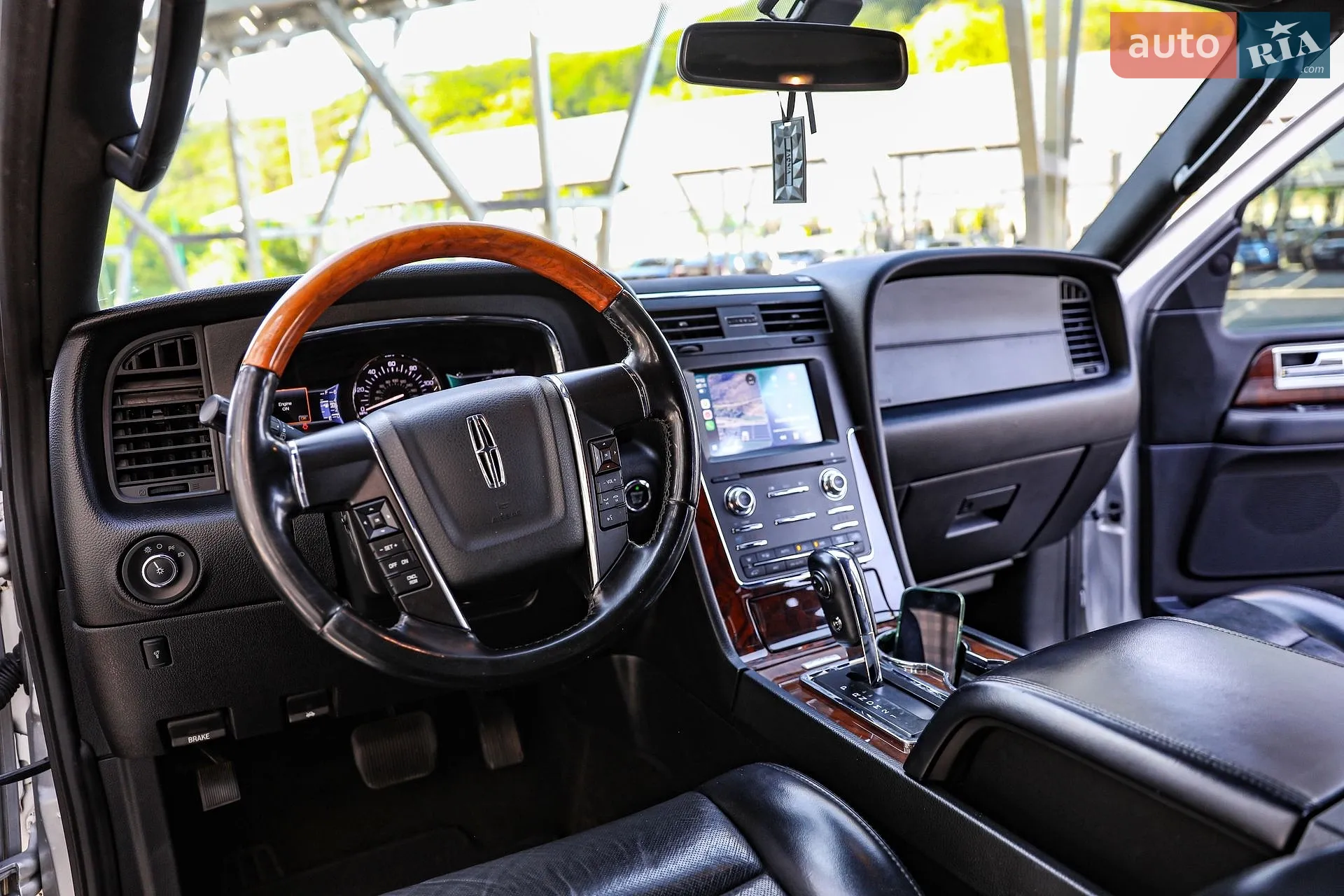 2016 Lincoln Navigator - мініатюра 30