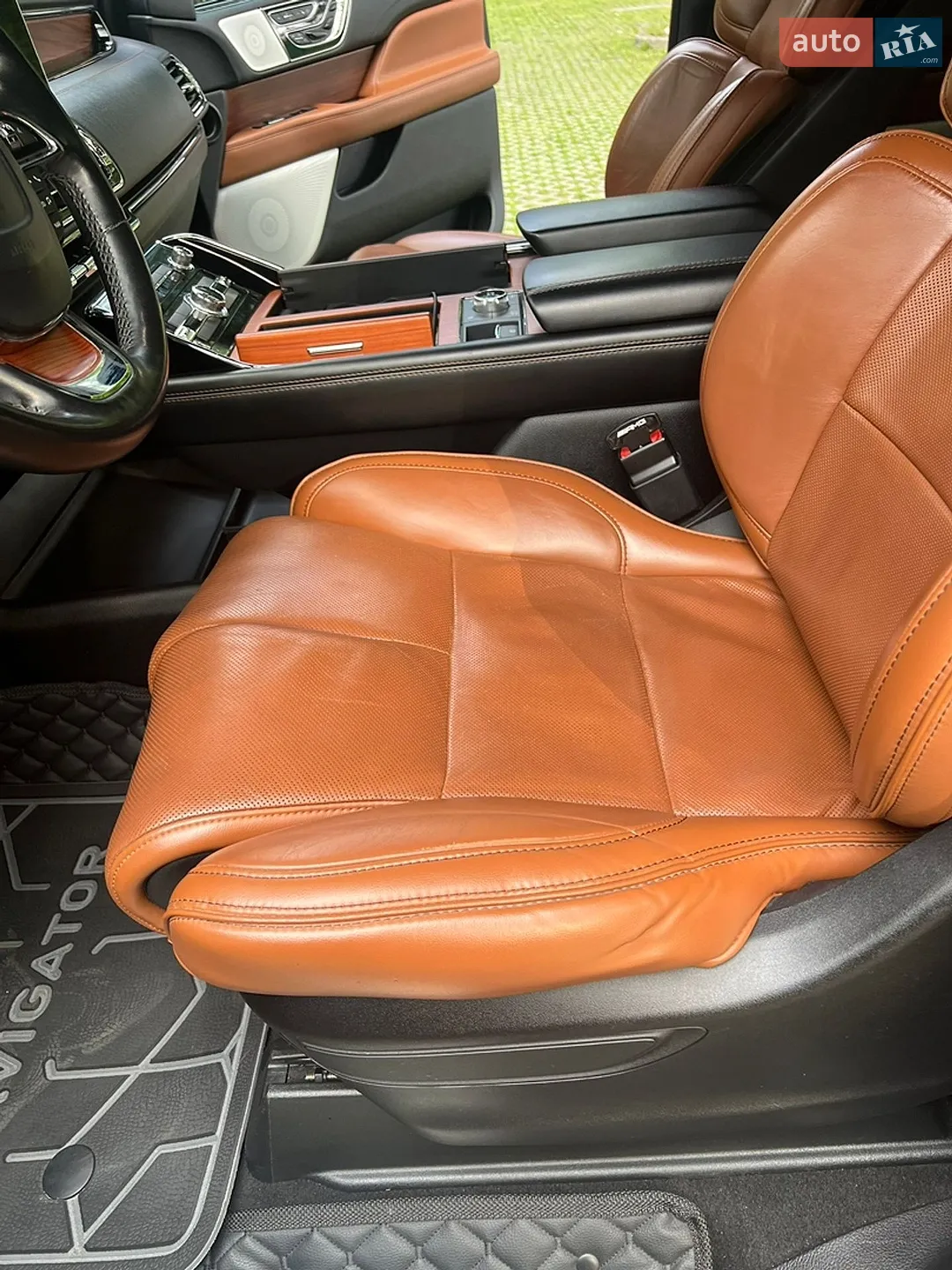 2019 Lincoln Navigator - мініатюра 27