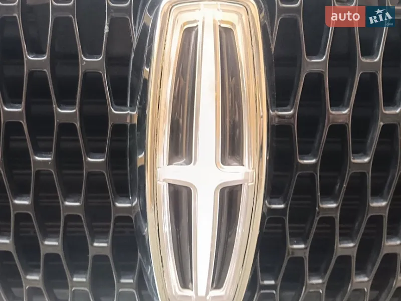 Lincoln Navigator