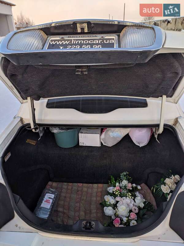 Лимузин Lincoln Town Car 1999 в Овруче