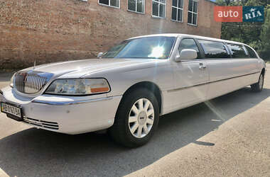 Лімузин Lincoln Town Car 2003 в Вінниці
