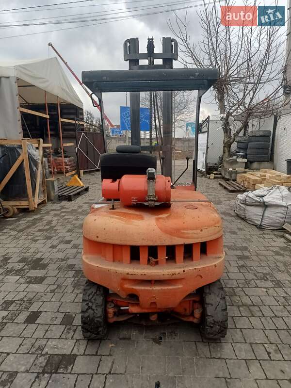 Вилочный погрузчик Linde H 15Т 1991 в Тернополе