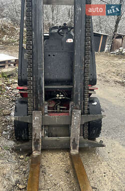 Вилочный погрузчик Linde H 25T-03 1990 в 