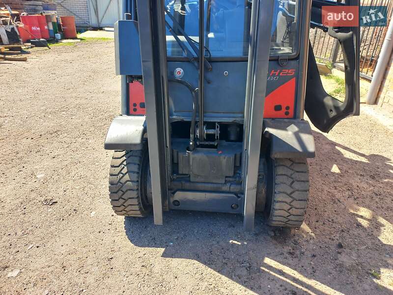 Вилочный погрузчик Linde H 25T-03 2014 в Рожище