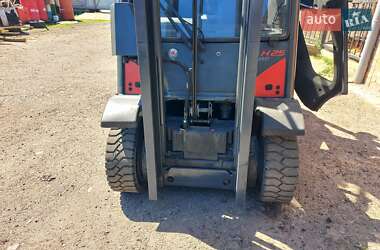 Вилочный погрузчик Linde H 25T-03 2014 в 