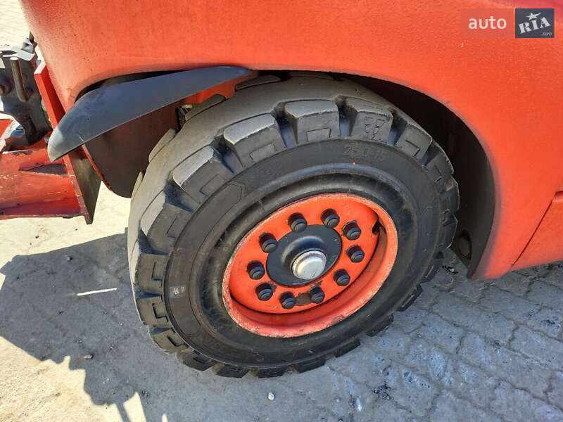 Вилочний навантажувач Linde H 40 T-02 2012 в Немирові