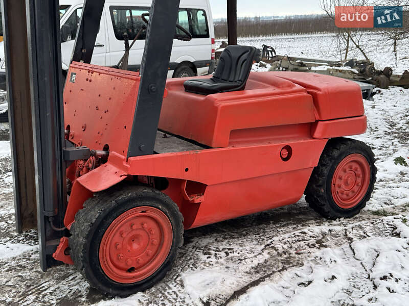 Вилочный погрузчик Linde H 40D 1990 в Недобоевцах