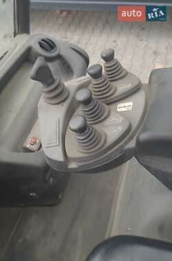 Вилочный погрузчик Linde H 80 2011 в 