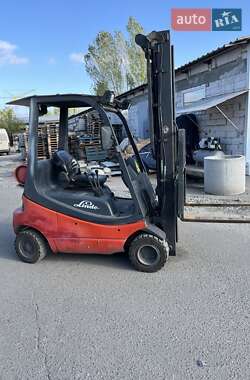 Вилочный погрузчик Linde H20T 2004 в 
