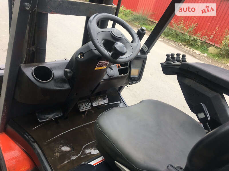 Вилочный погрузчик Linde H30Т 2010 в Тячеве