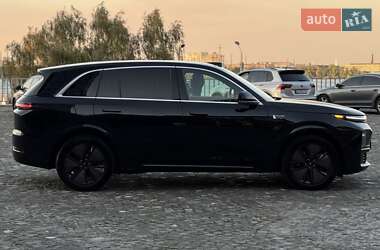 Позашляховик / Кросовер Lixiang L7 2024 в 