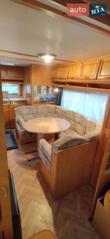 Прицеп дача LMC Lord Ambassador 2003 в Житомире