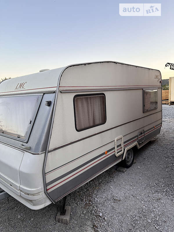 Прицеп дача LMC Luxus 1994 в Новомосковске фото 6 Прицеп дача LMC Luxus 1994 в Новомосковске