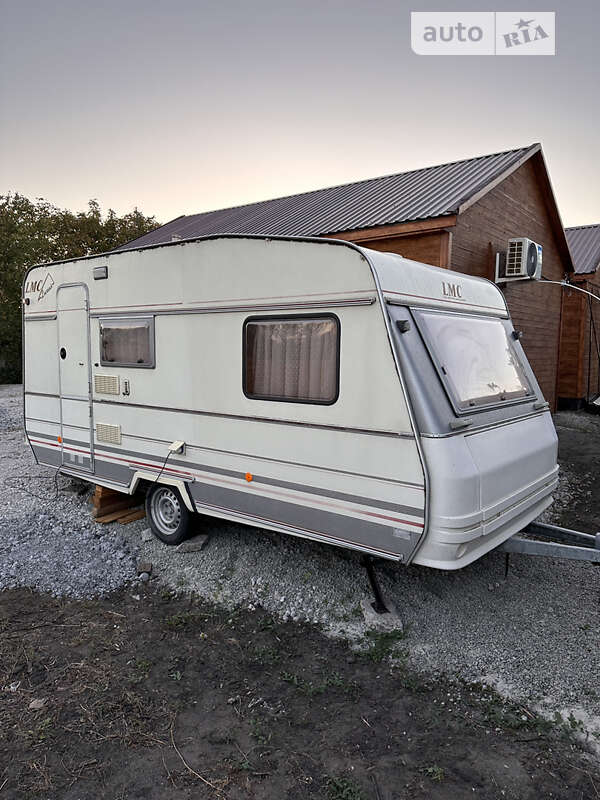 Прицеп дача LMC Luxus 1994 в Новомосковске фото 3 Прицеп дача LMC Luxus 1994 в Новомосковске