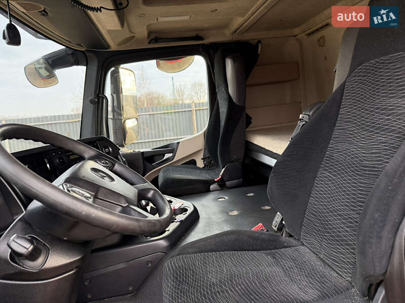 Автовоз Lohr JV 1999 в Долине фото 22 Автовоз Lohr JV 1999 в Долине