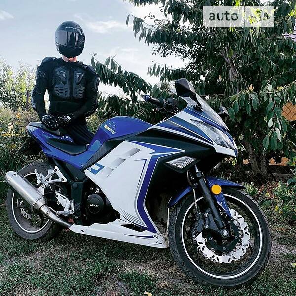 Спортбайк Loncin 250 2019 в Нових Санжарах