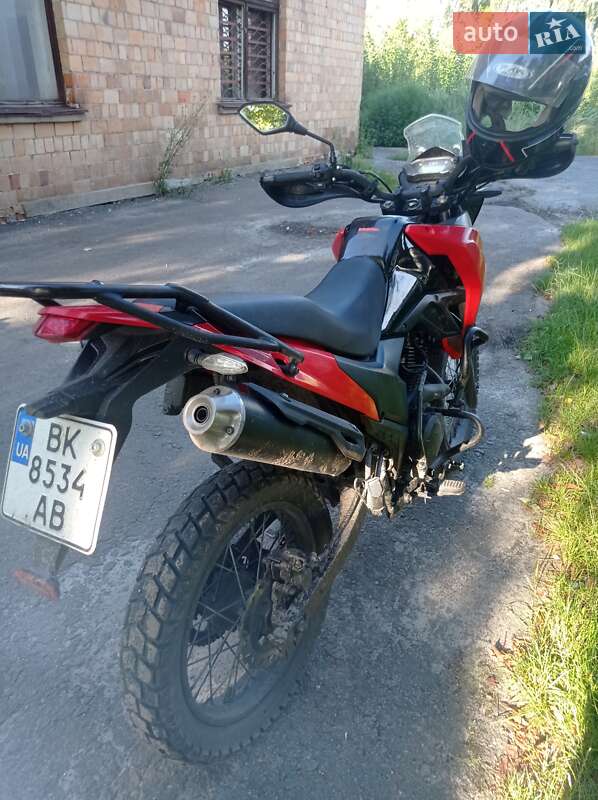 Мотоцикл Кросс Loncin 250 2019 в Сарнах