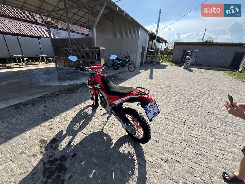 Мотоцикл Кросс Loncin 250 2023 в Сарнах