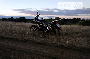 Мотоцикл Классік Loncin Comanche 2011 в Нових Санжарах