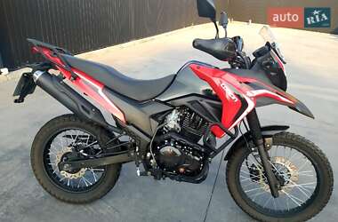 Мотоцикл Супермото (Motard) Loncin LX 200 2018 в 