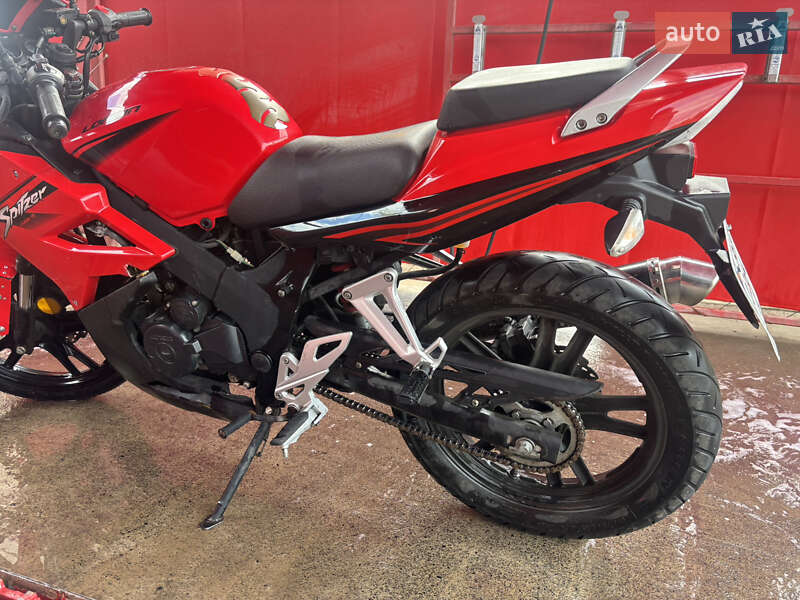 Спортбайк Loncin LX 200 2013 в Высокополье фото 4 Спортбайк Loncin LX 200 2013 в Высокополье