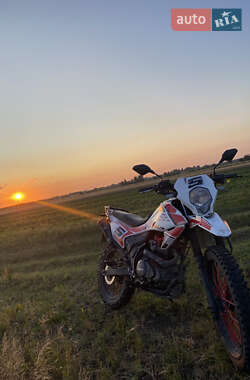 Мотоцикл Кросс Loncin LX 200GY-8 SX1 2023 в 