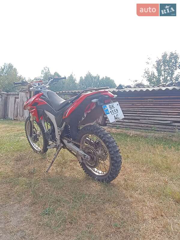 Мотоцикл Кросс Loncin LX 250GY-3 2020 в Рокитному