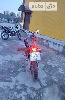 Мотоцикл Кросс Loncin LX 250GY-3 2015 в Дубровиці