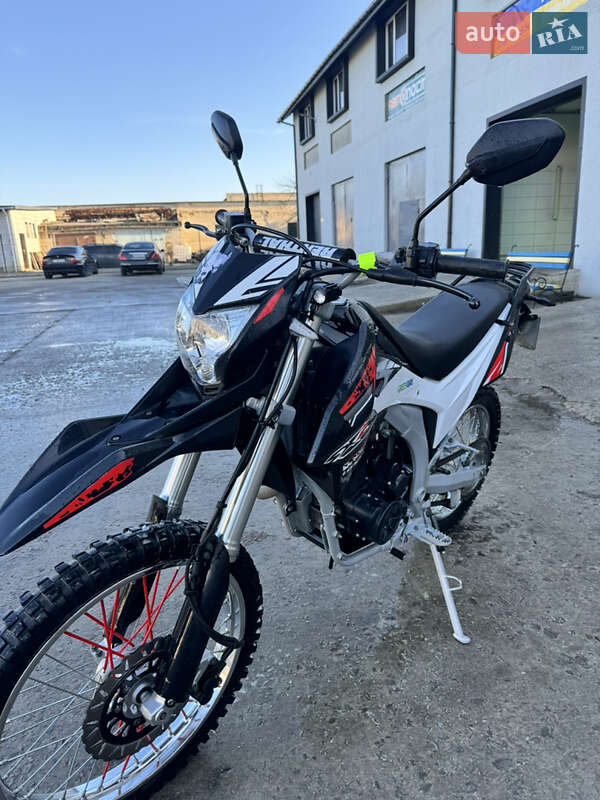 Мотоцикл Кросс Loncin LX 250GY-3 2023 в Вараші