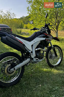 Мотоцикл Позашляховий (Enduro) Loncin LX 250GY-3 2020 в 