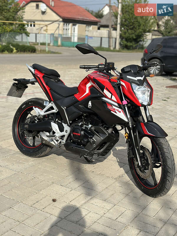 Мотоцикл Классік Loncin LX250-15 CR4 2019 в Чернівцях фото Мотоцикл Классік Loncin LX250-15 CR4 2019 в Чернівцях