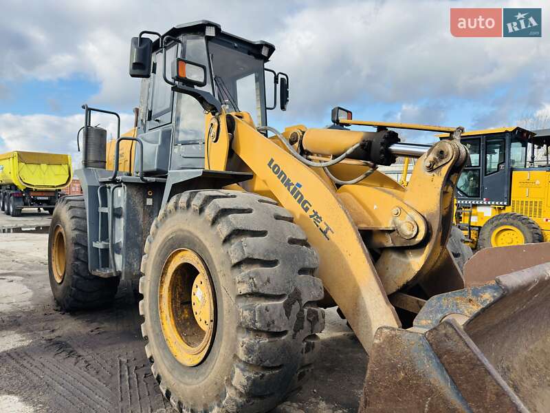 Фронтальні навантажувачі Lonking ZL 2020 в Кам'янському