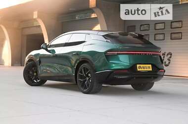 Внедорожник / Кроссовер Lotus Eletre 2023 в 