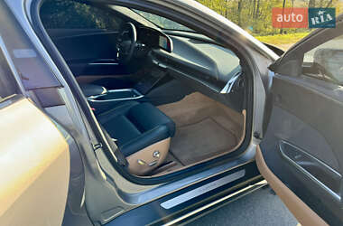 Седан Lucid Air 2022 в 
