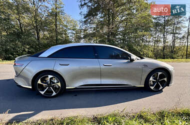 Седан Lucid Air 2022 в 