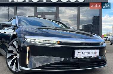 Седан Lucid Air 2022 в 