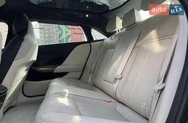 Седан Lucid Air 2022 в 