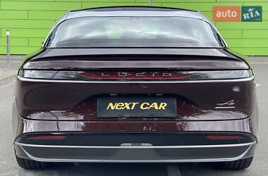Седан Lucid Air 2022 в 