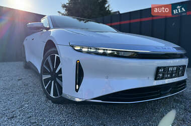 Седан Lucid Air 2023 в 