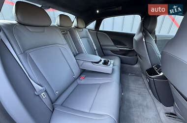 Седан Lucid Air 2023 в 