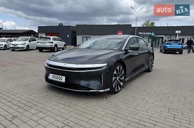 Седан Lucid Air 2023 в 