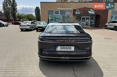 Седан Lucid Air 2023 в 