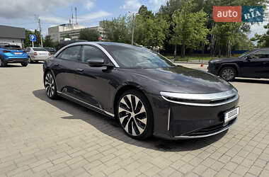 Седан Lucid Air 2023 в 