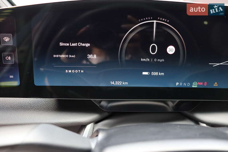 Седан Lucid Air 2023 в Львові