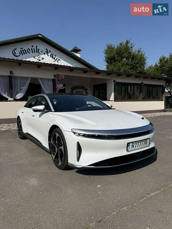 Седан Lucid Air 2023 в Киеве