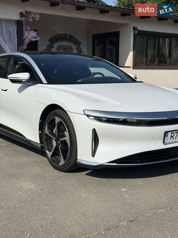 Седан Lucid Air 2023 в Киеве
