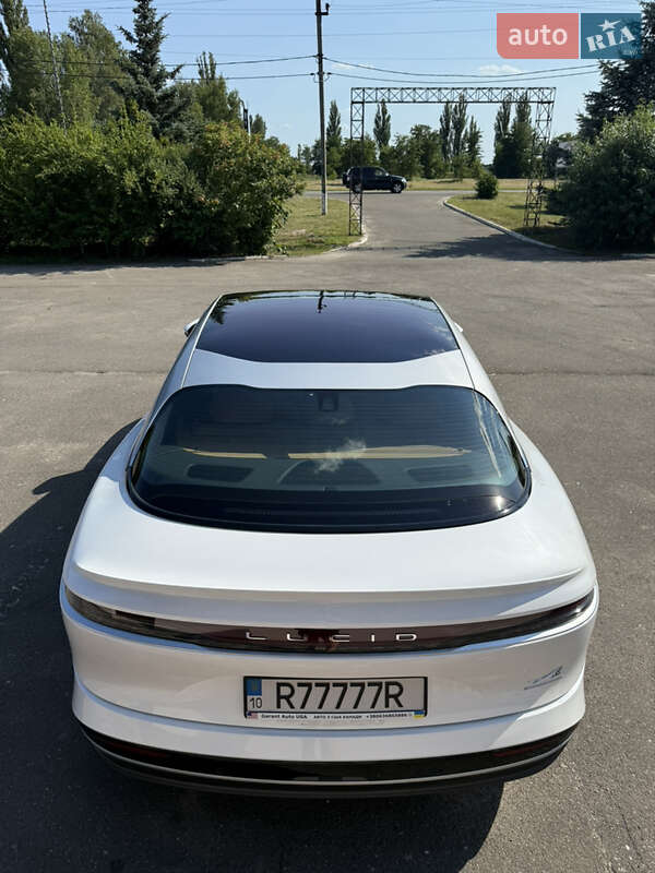 Седан Lucid Air 2023 в Киеве
