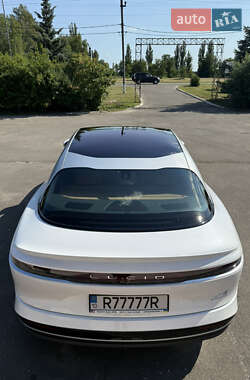 Седан Lucid Air 2023 в 